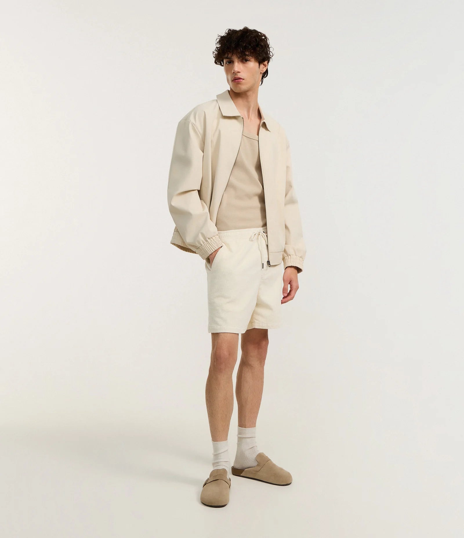 Corduroy Runner Shorts – Sand